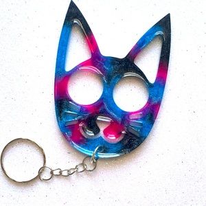 Great Gift! New driver, College student? Fashion self Defense cat Keychain